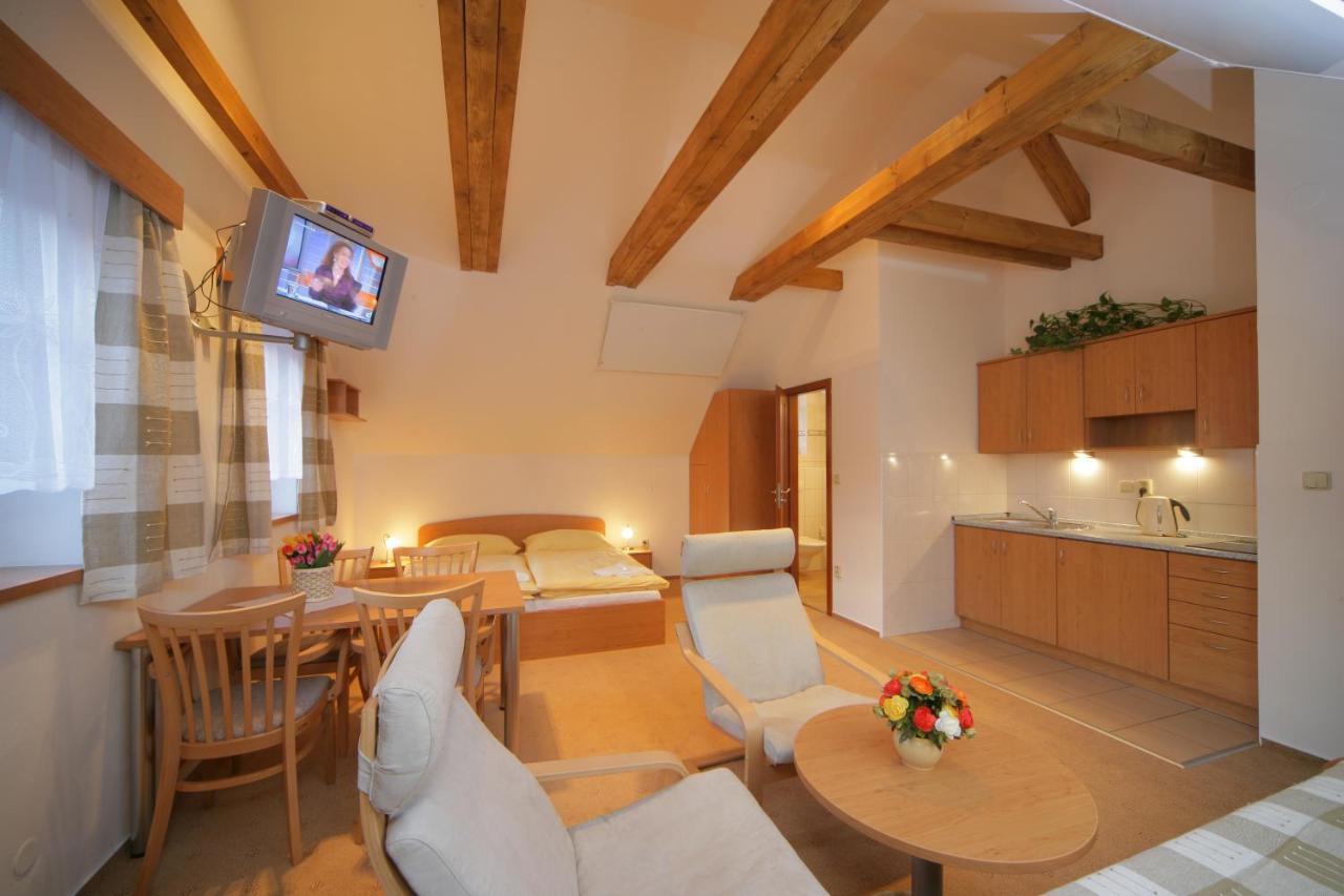 Apartmany Mlyn Rokytnice nad Jizerou Bagian luar foto